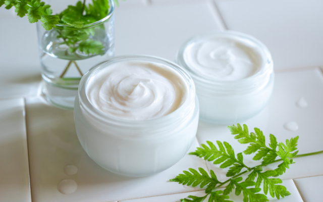 kem dưỡng ẩm cho da khô