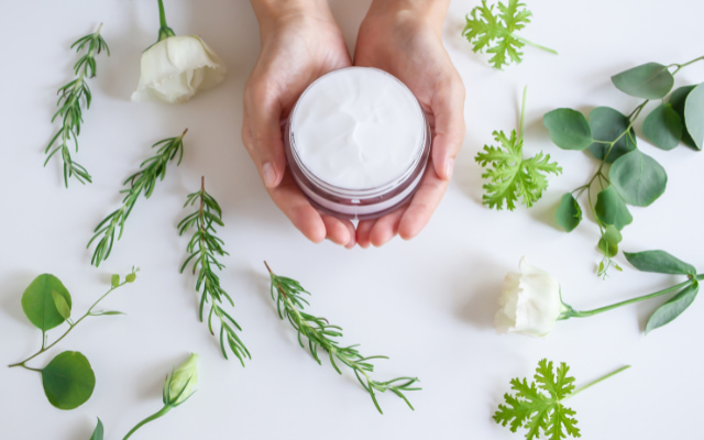 sản phẩm kem dưỡng ẩm 